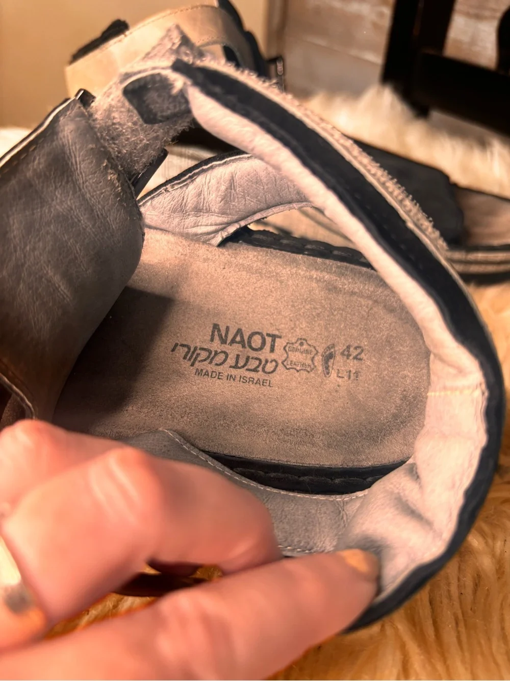 Naot soft black